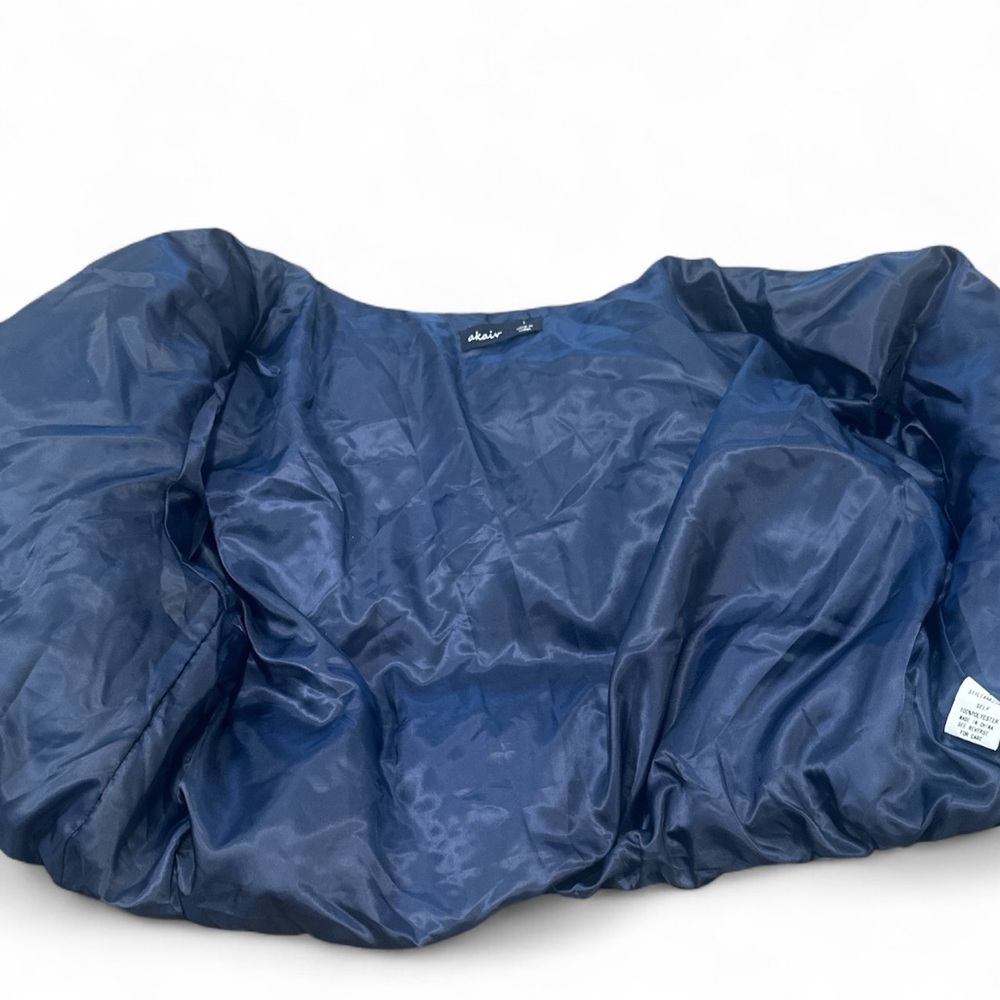 Akaiv Cropped Floral Puffer Jacket Size Large Navy Blue Cream Pockets Full Zip - Picture 7 of 14